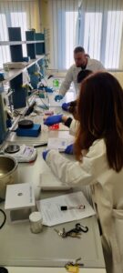 laboratorio microbiologia