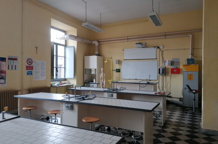 laboratorio chimica