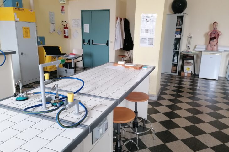 laboratorio chimica